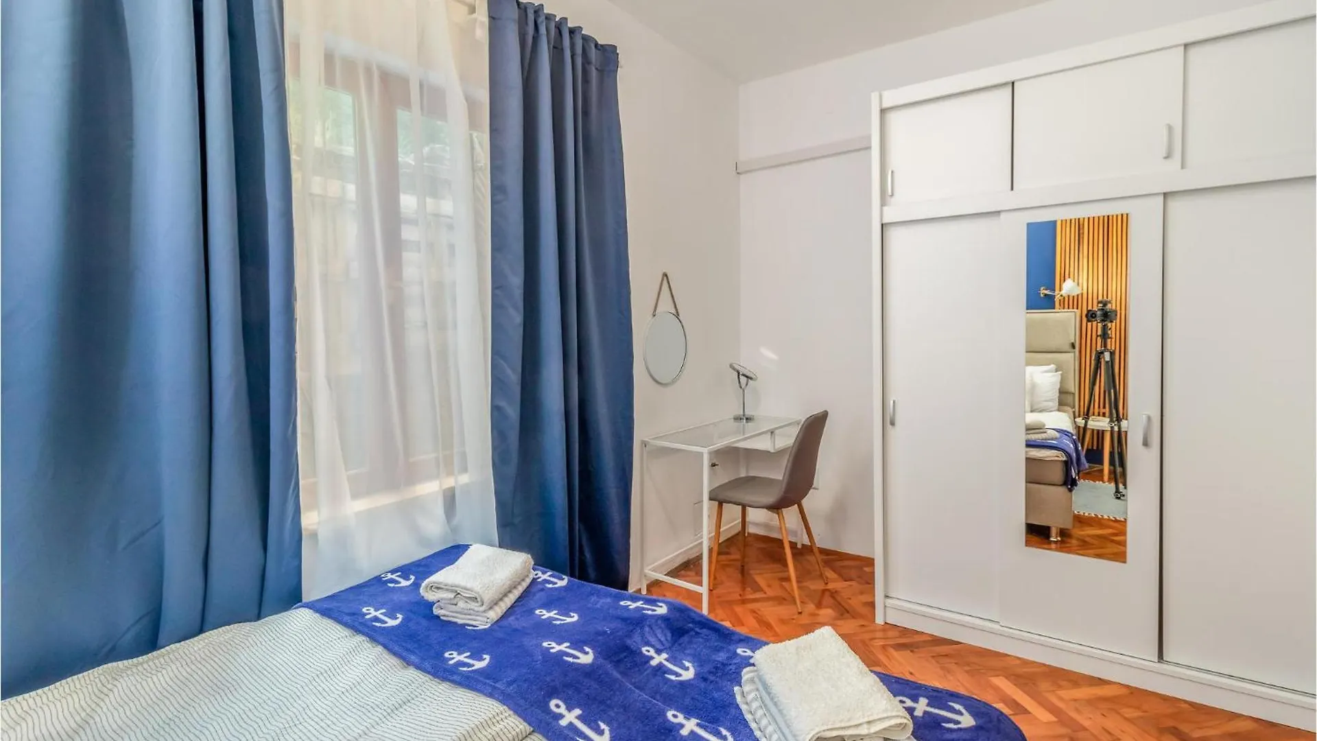 Gorgeous Apartment In Dramalj With Kitchen
